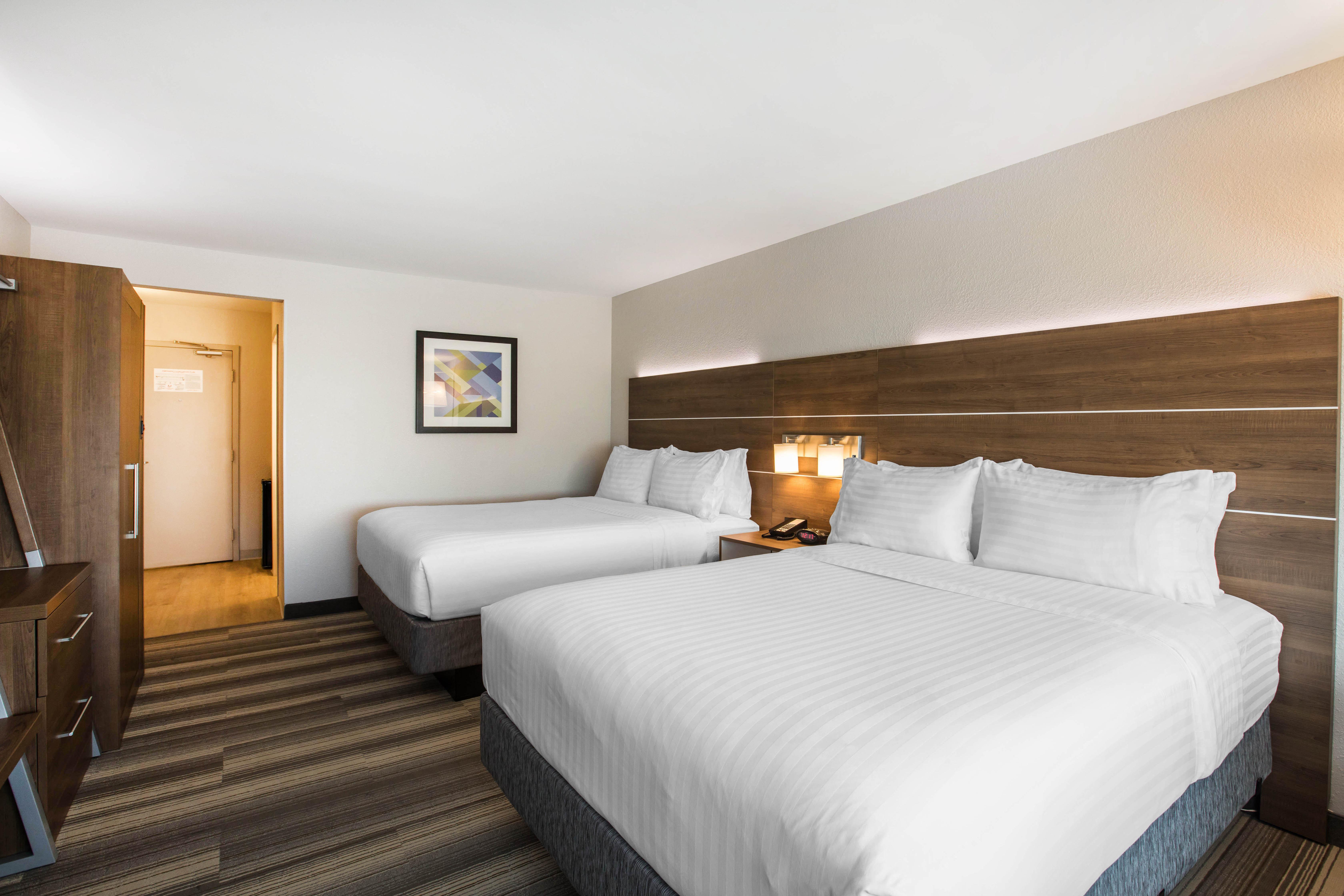 Holiday Inn Express & Suites Ludington By Ihg Extérieur photo