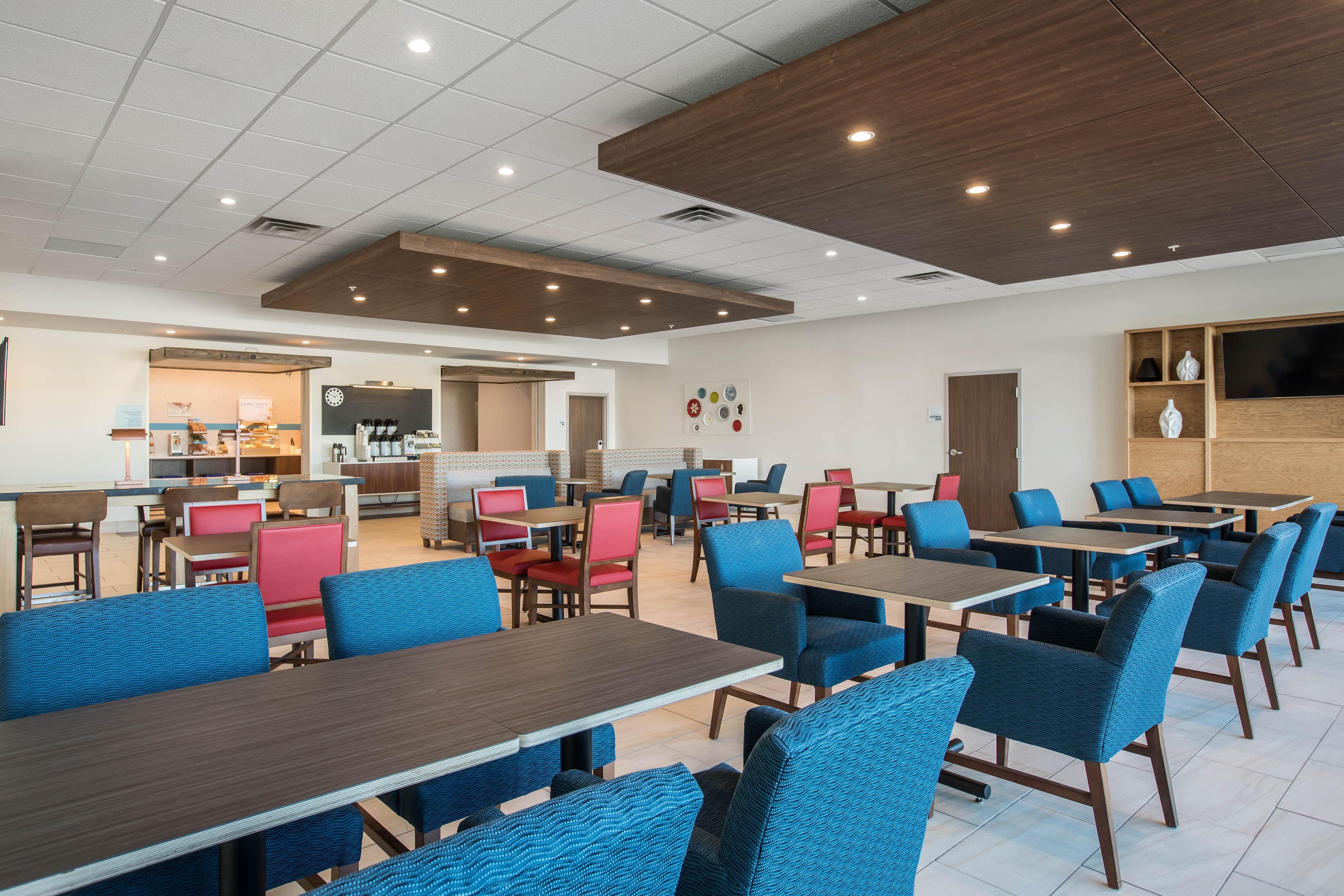 Holiday Inn Express & Suites Ludington By Ihg Extérieur photo
