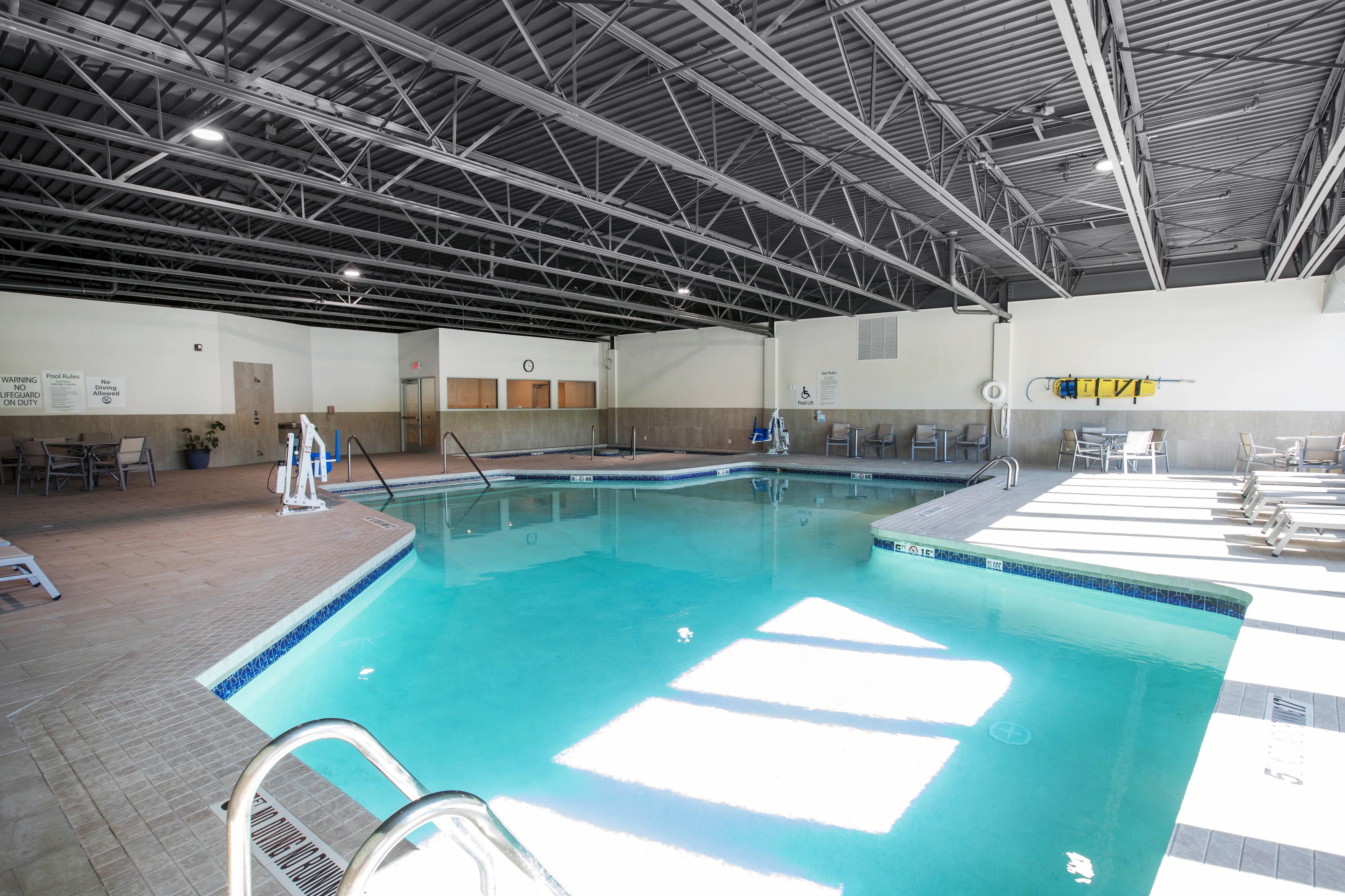 Holiday Inn Express & Suites Ludington By Ihg Extérieur photo