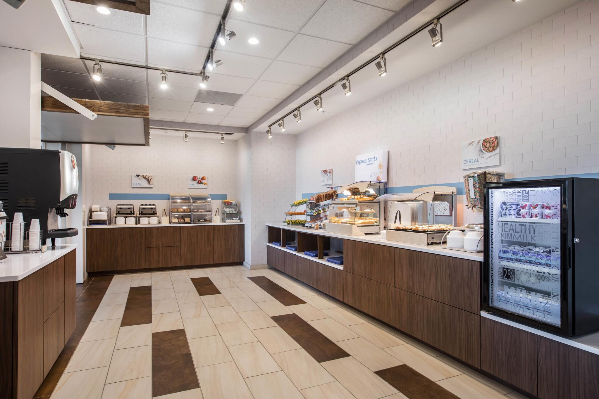 Holiday Inn Express & Suites Ludington By Ihg Extérieur photo