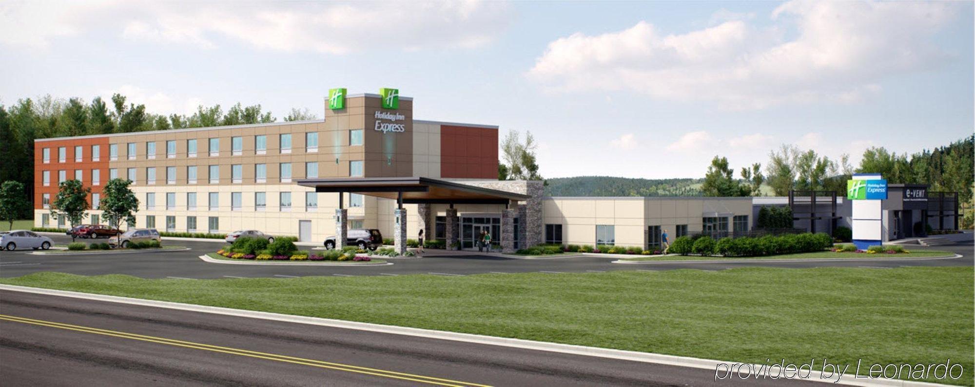 Holiday Inn Express & Suites Ludington By Ihg Extérieur photo